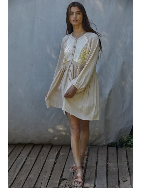 MOONVEIL button dress