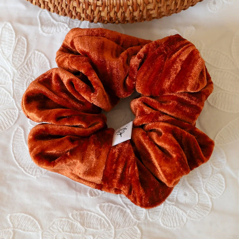PUMPKIN velvet scrunchie