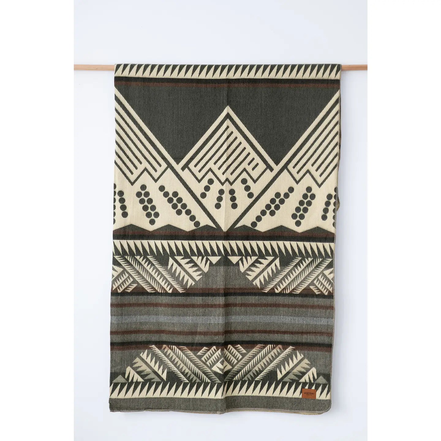 THE MOUNTAINS queen blanket