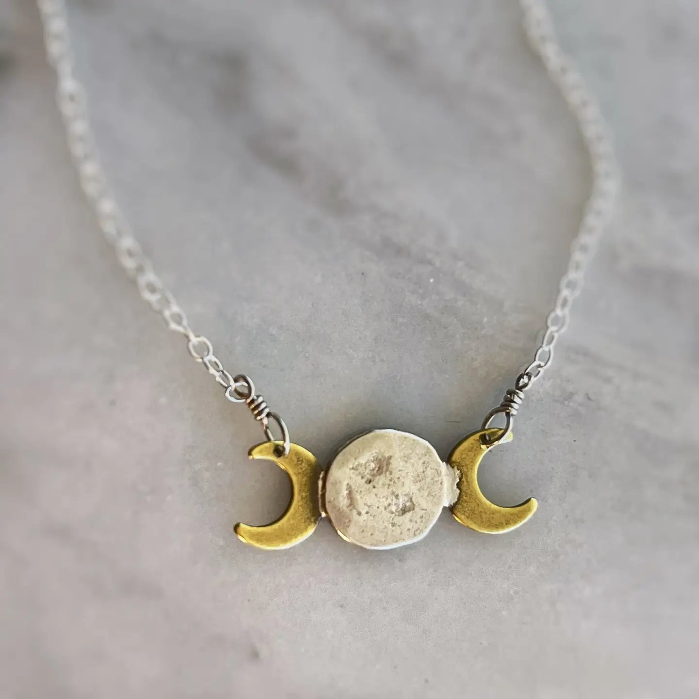 MOON PHASE necklace