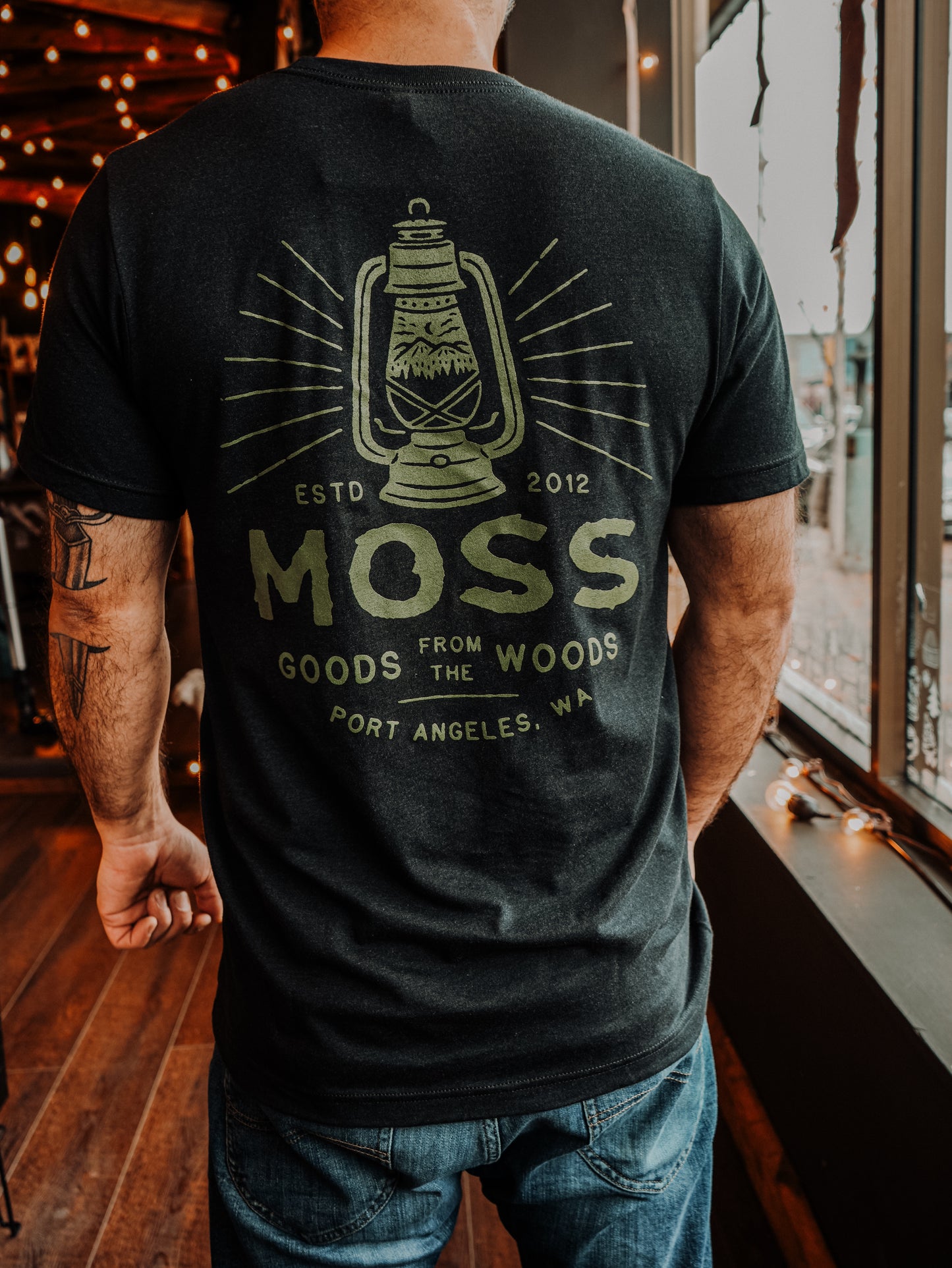 MOSS favorite tee