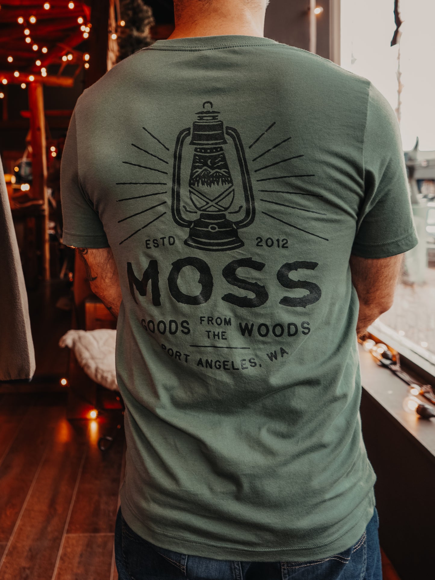 MOSS favorite tee