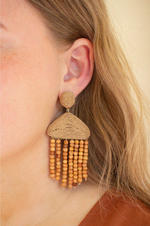 RAFFIA MANGO WOOD beaded earrings
