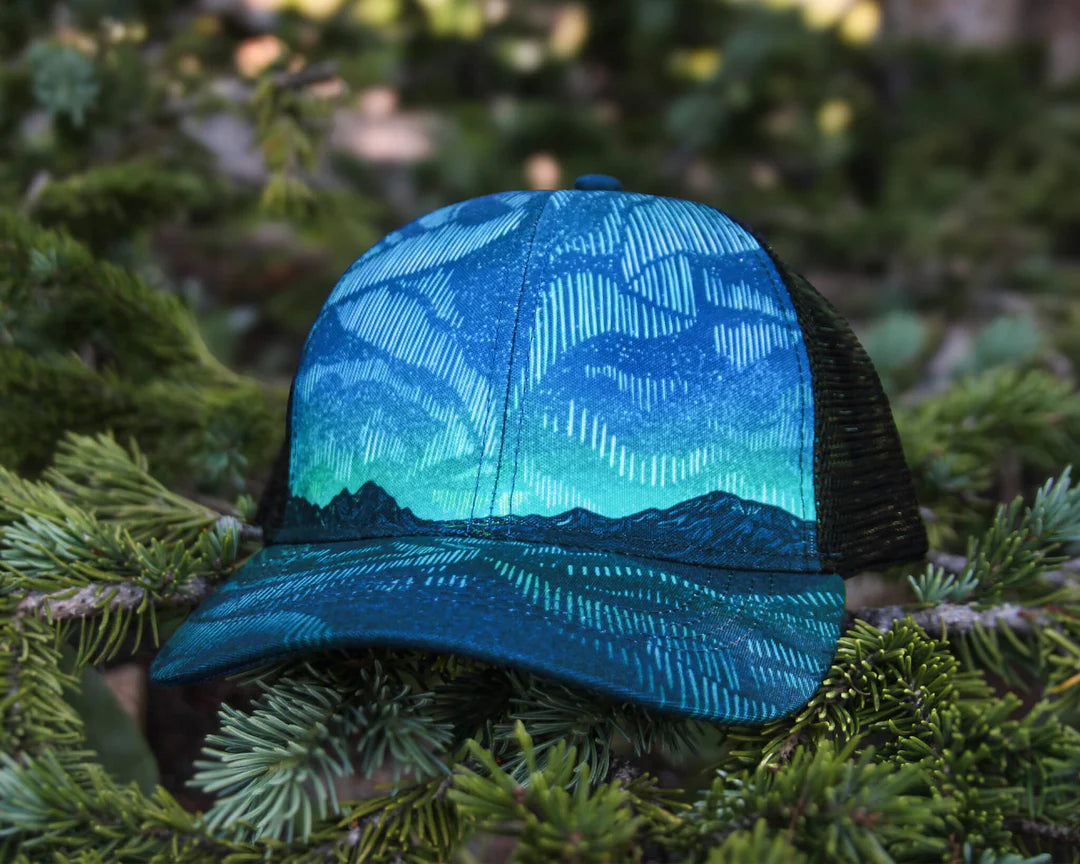 NORTHERN LIGHTS trucker hat