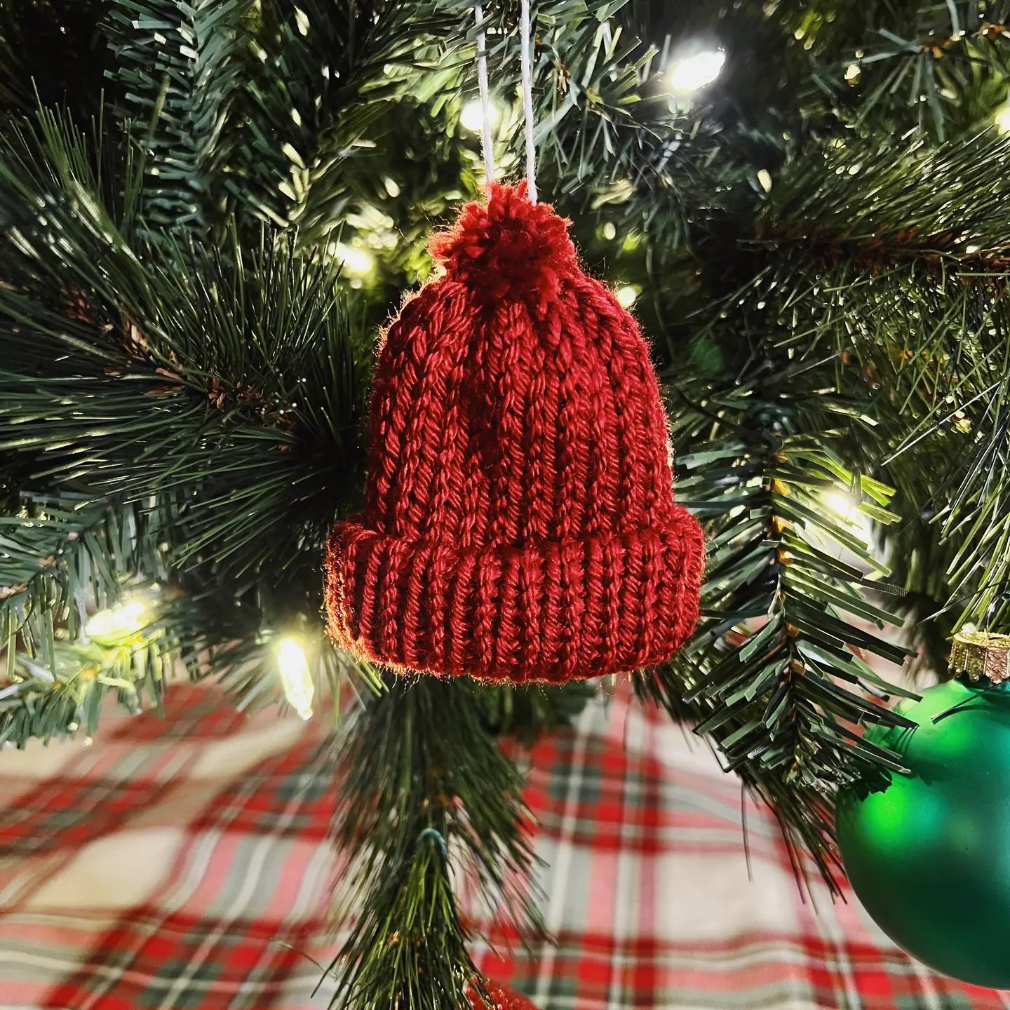 MINI KNIT BEANIE ornament