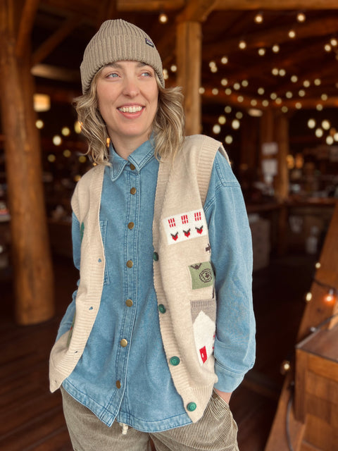 TRAVELERS knit vest