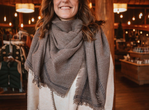 ANYWHERE scarf