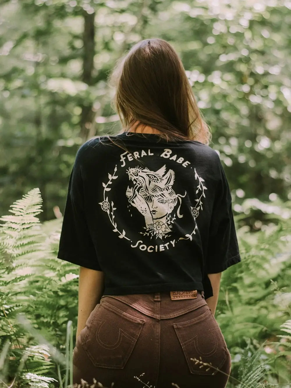 FERAL BABE SOCIETY cropped tee