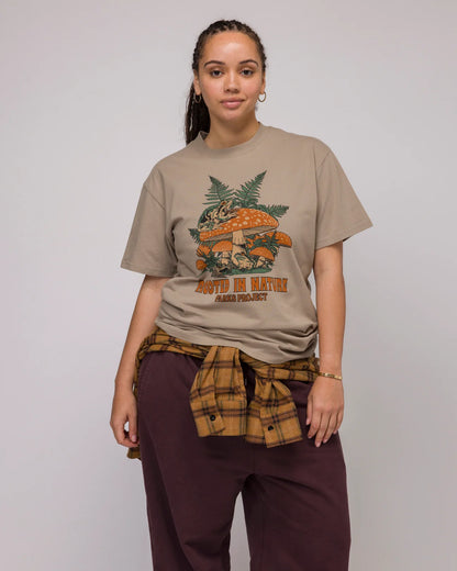 ROOTED IN NATURE tee