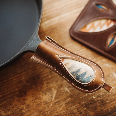 PANHANDLER cast iron handle cover