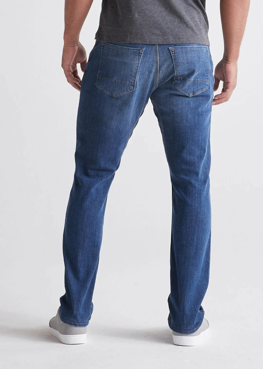 PERFORMANCE relaxed taper denim