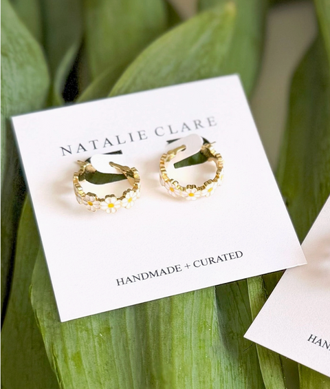 DAISY PETAL hoop earrings