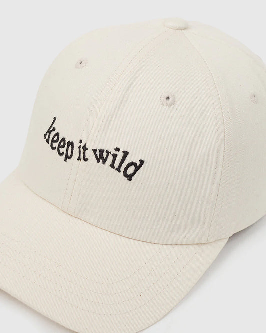 KEEP IT WILD hat