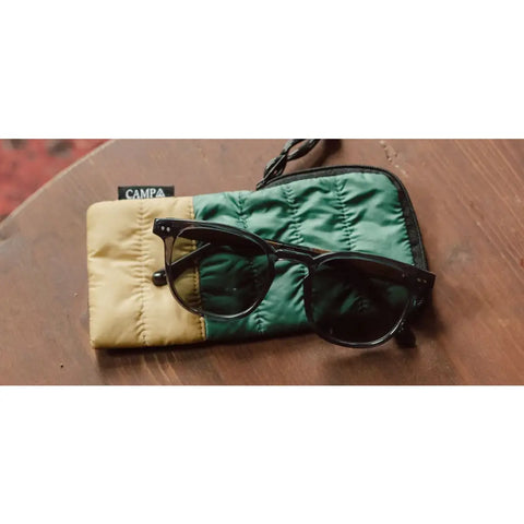 SLEEPING BAG sunglass pouch