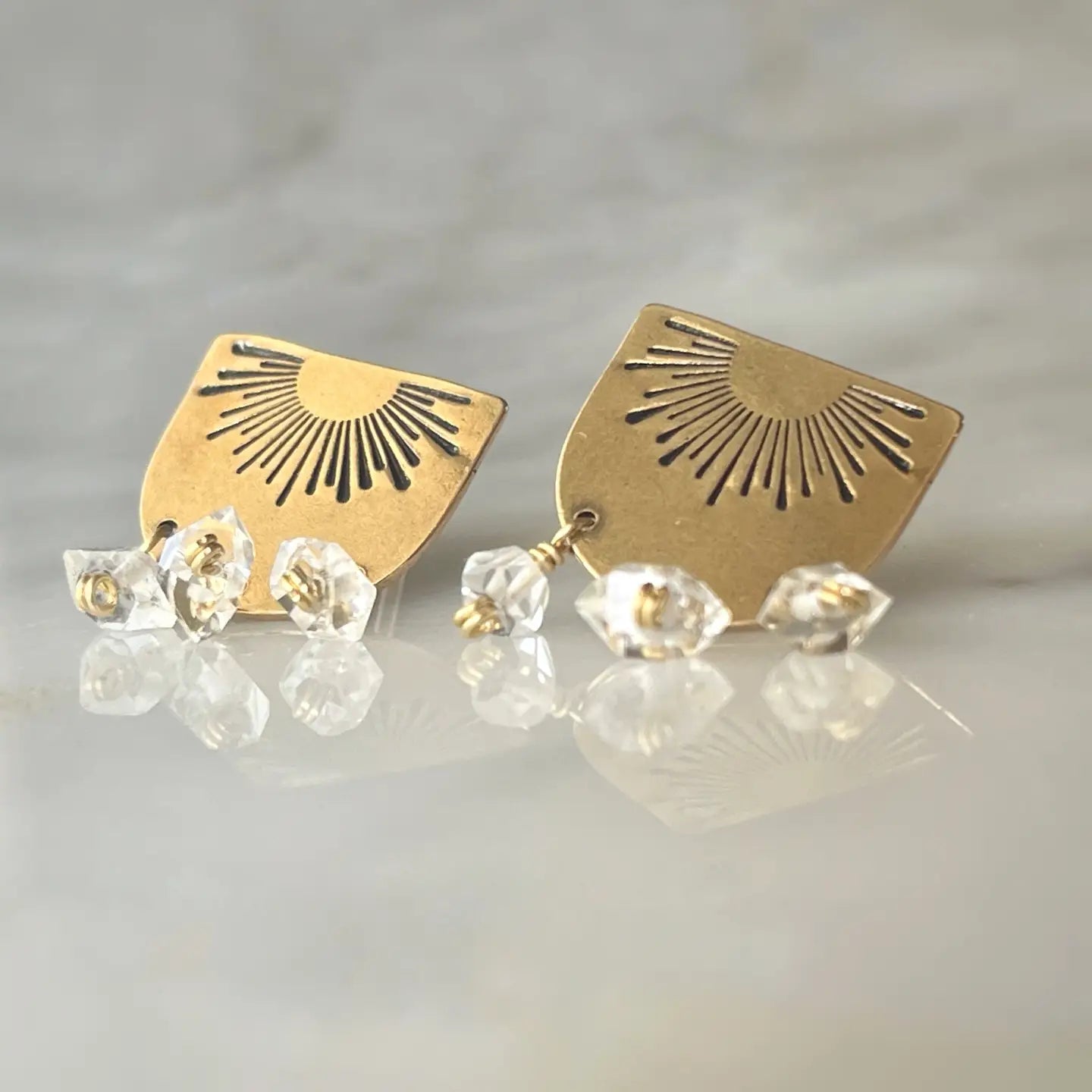 CRYSTAL SUNRISE studs