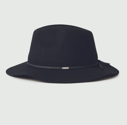 WESLEY hat