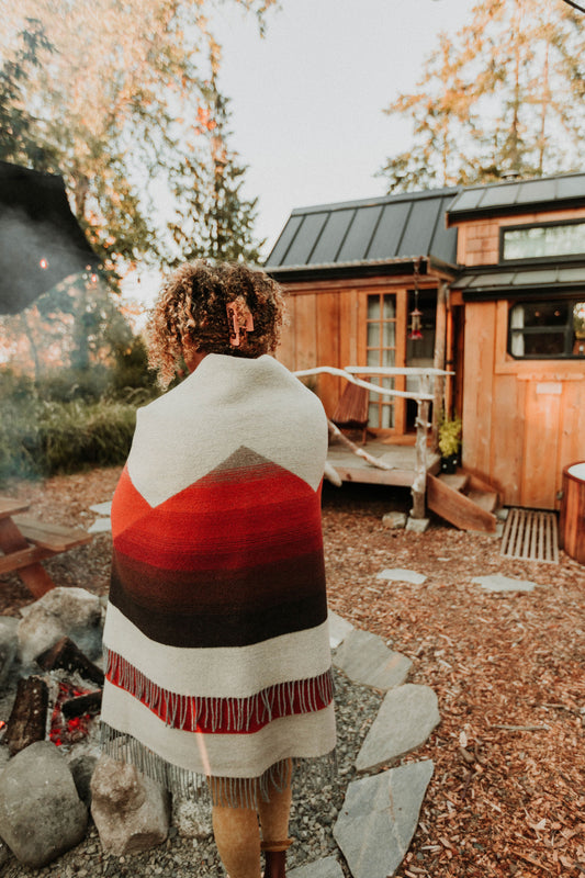 MOUNTAIN PEAKS blanket